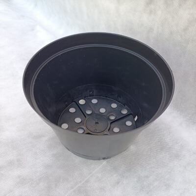 Горшок 7,5 л 26*19 см