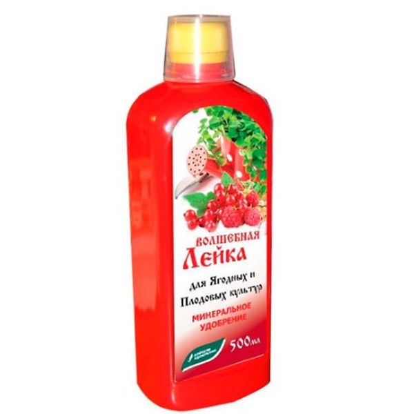 Жидкое комплексное удобрение "Волшебная лейка" для ягодных и плодовых культур 0,5л